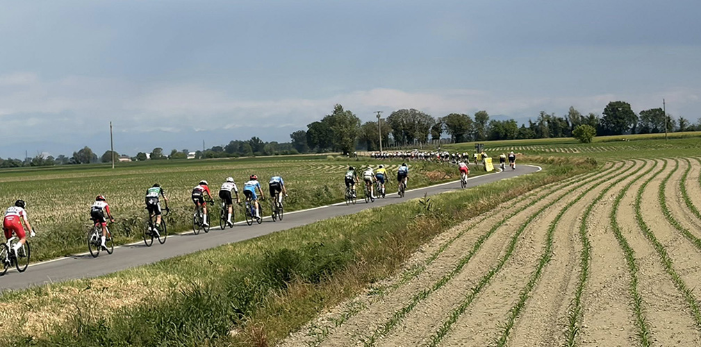 Complessivamente più di 800 tra esordienti e allievi maschi e femmine hanno gareggiato sui percorsi di Gussola (foto Gioca in Bici Oglio Po)