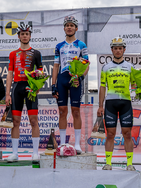 Il podio allievi del GP Fioritura di Vignola. Per la Monex è stata la prima vittoria europea (foto AR Procycling)