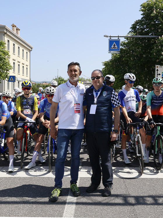 La partenza della 71esima edizione disputata sabato scorso, con 159 corridori al via (foto XPIX.IT)