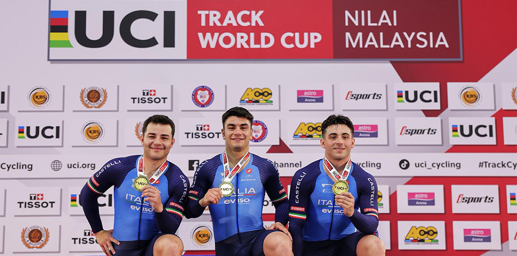 Insieme a Napoletano e Minuta, con cui ha scritto una pagina storia della pista italiana (foto SWPIX-Cycling)