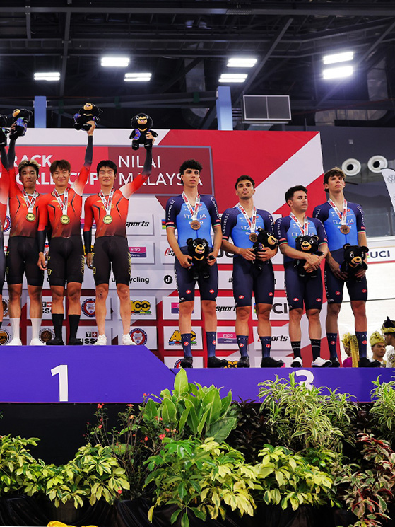 La prima giornata in Malesia ha portato anche i bronzi nel quartetto maschile e di Fiorin nell'eliminazione (foto UCI)