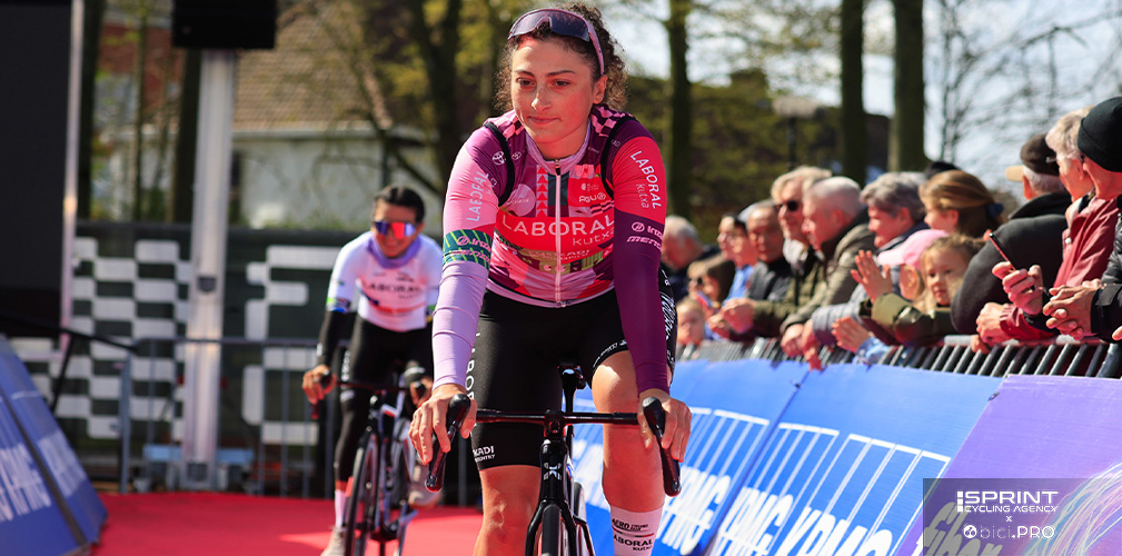 Tonetti ha disputato 9 classiche restando un mese in Belgio in un hotel assieme a compagne e staff della Laboral