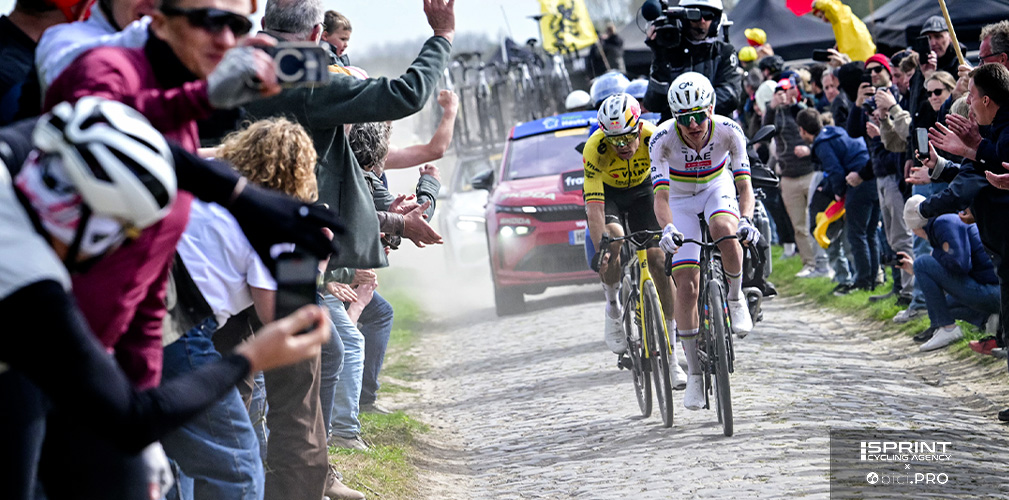Nei tratti più difficili di pavé il vento era contrario: Van Aert è stato scaltro a nascondersi alla ruota di Pogacar