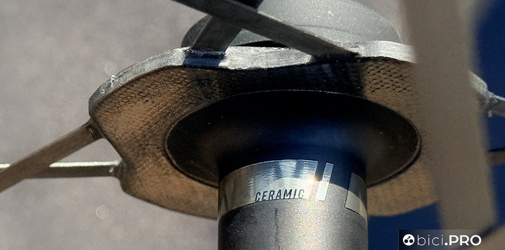 La prova a lungo termine delle ruote Cadex Max 50