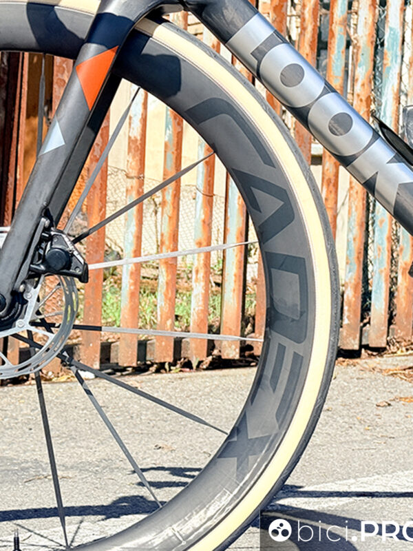 La prova a lungo termine delle ruote Cadex Max 50