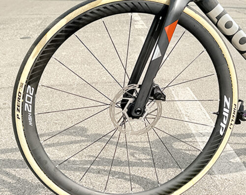 Zipp 202 NSW, 1090 grammi e profilo da 35 millimetri
