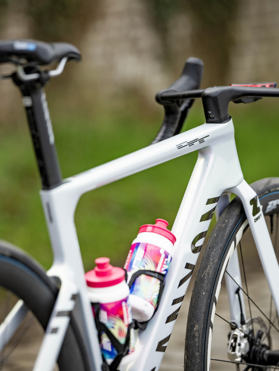 Nuova Canyon Endurance, concetto di bici endurance 2.0