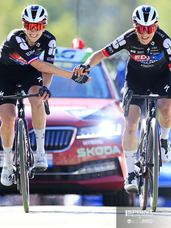 Un grande lavoro di squadra delle FDJ Suez ha permesso a Villering di arrivare al Muro nel modo giusto: è la vittoria di tutte