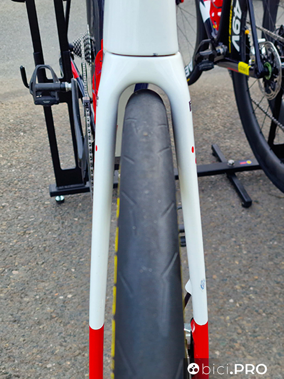 Il pavé non è tutto uguale. Viaggio nelle scelte tecniche Pirelli