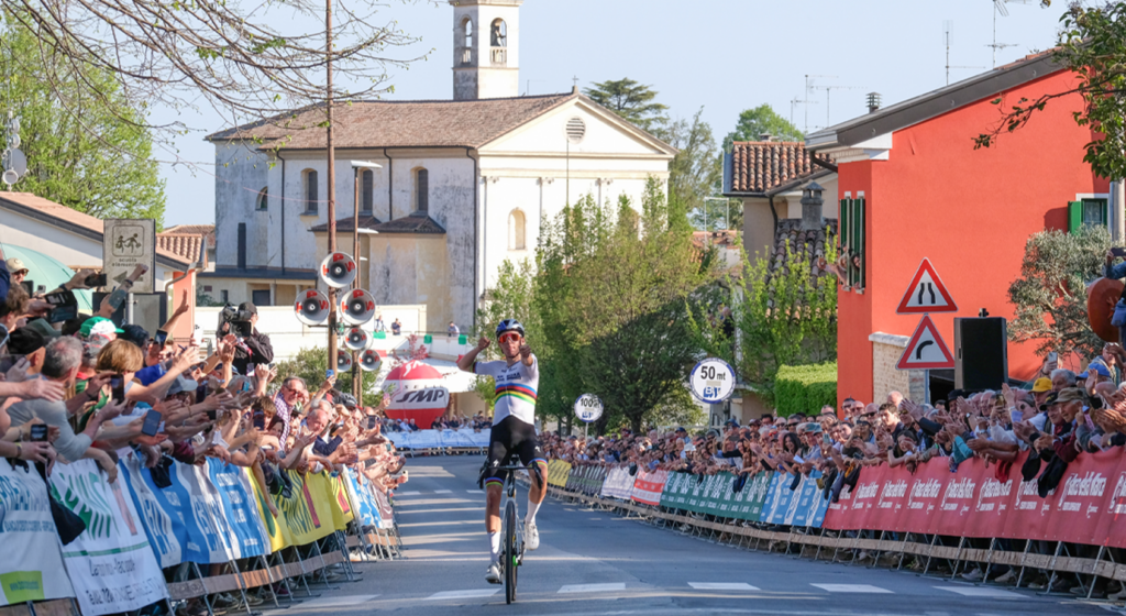 87° Giro del Belvedere, Lorenzo Finn, maglia iridata, Red Bull-BORA-hansgrohe