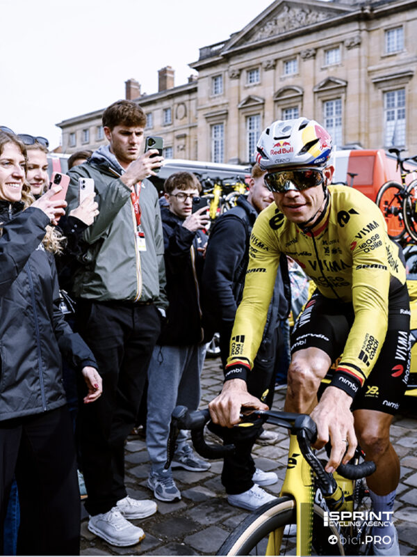 Wout Van Aert, partenza Roubaix 2026