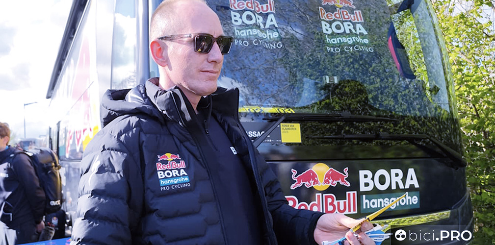 Zak Dempster è a capo dei tecnici della Red Bull-Bora