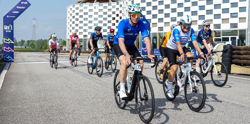 Andrea Tafi, capitano del team Autostrade per l'Italia al prossimo Giro-E 2026