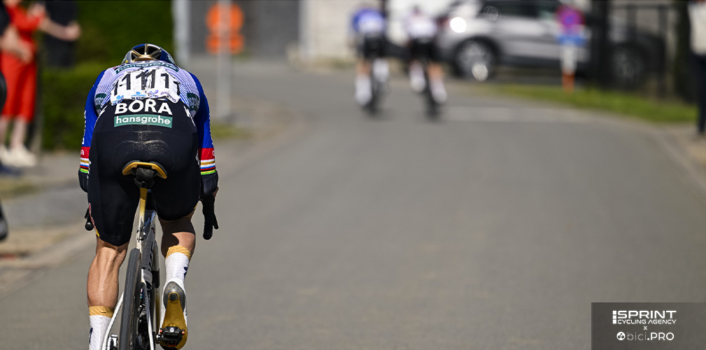 Se Van der Poel avesse permesso a Evenepoel di rientrare, magari qualcosa sarebbe cambiata