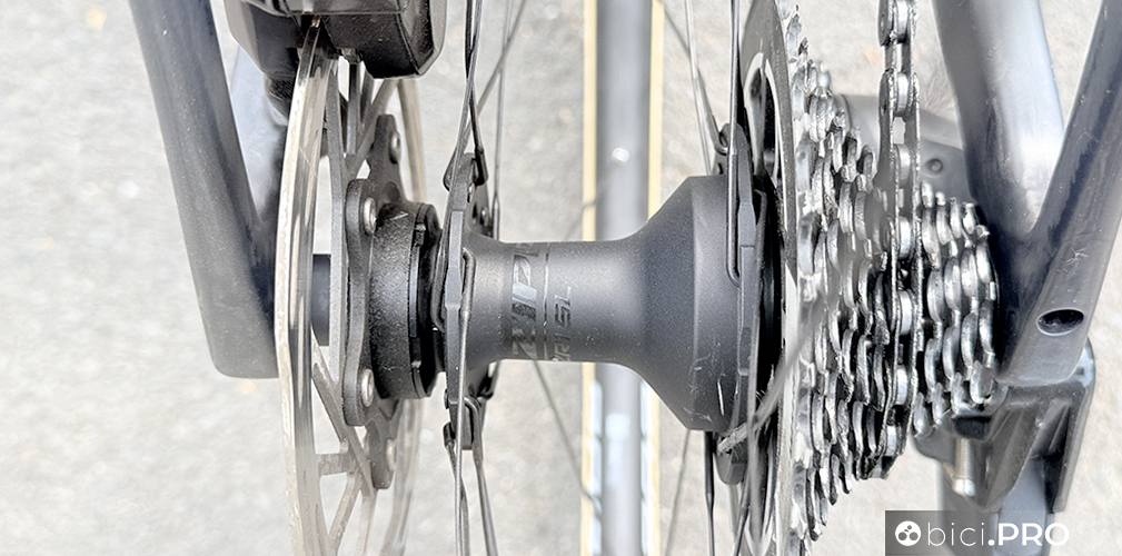 Zipp 202 NSW, 1090 grammi e profilo da 35 millimetri