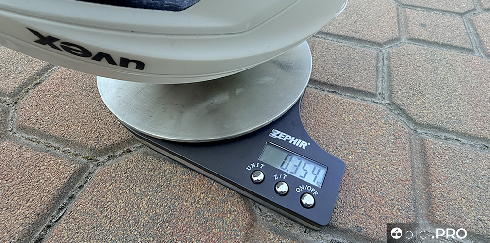 Uvex Ultimate Surge Carbon, impressiona per la freschezza