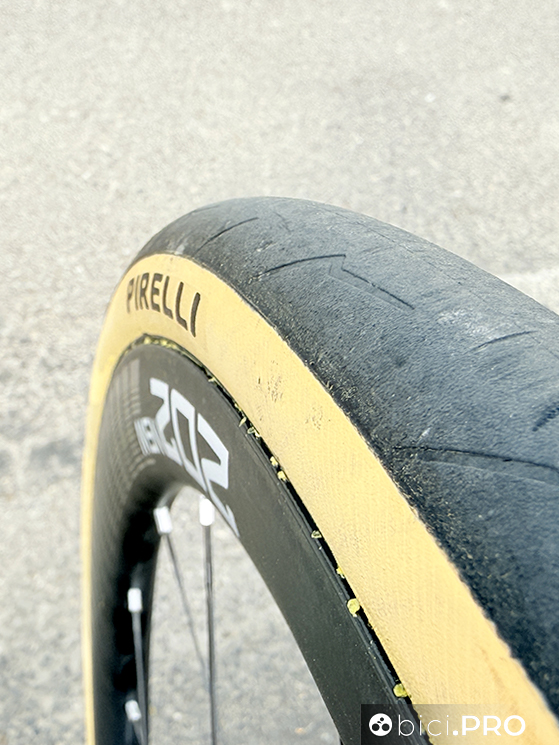 Zipp 202 NSW, 1090 grammi e profilo da 35 millimetri