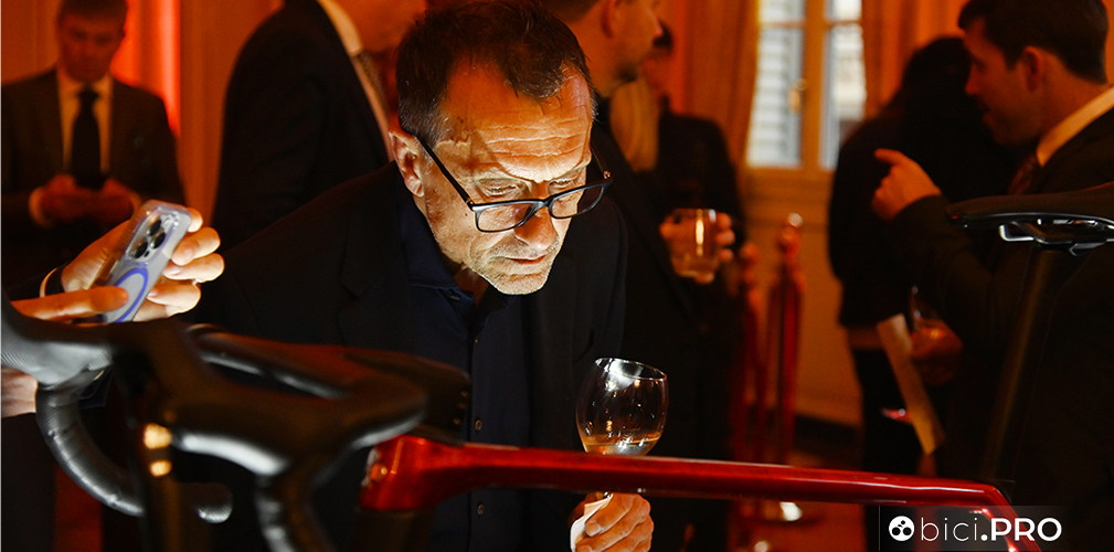 Un calice di vino e la grande attenzione per i dettagli: comunque un pubblico molto competente