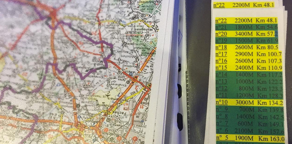 Pronti per la corsa: i tratti di pavé sono tutti in evidenza (foto Team Colpack)