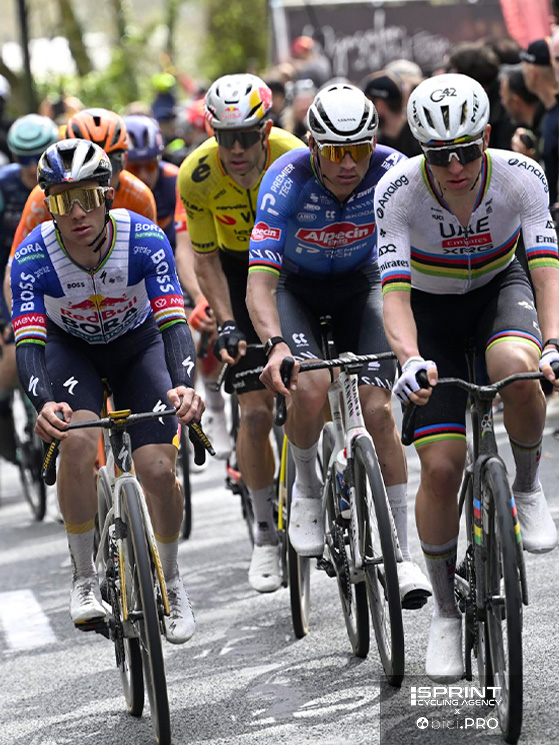 Pogacar, Van der Poel, Van Aert, Evenepoel, Pedersen: è stato un Fiandre di stelle