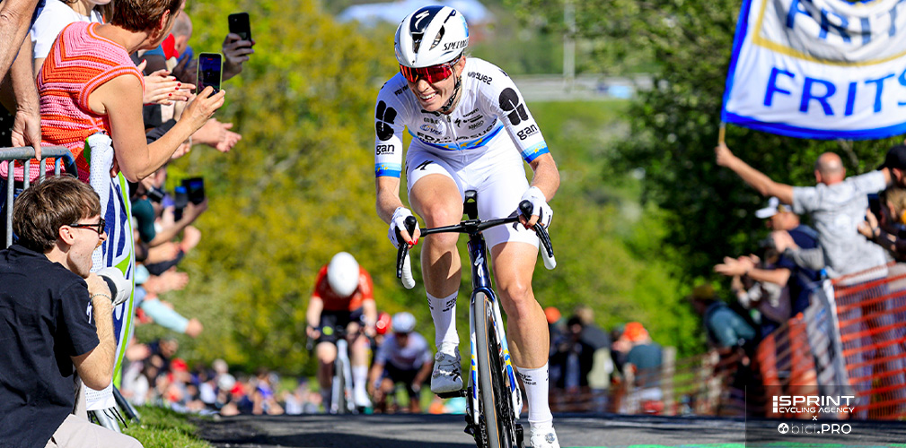 Attacco sulla Redoute: la terza Liegi di Demi Vollering è venuta dopo una fuga solitaria di 35 chilometri