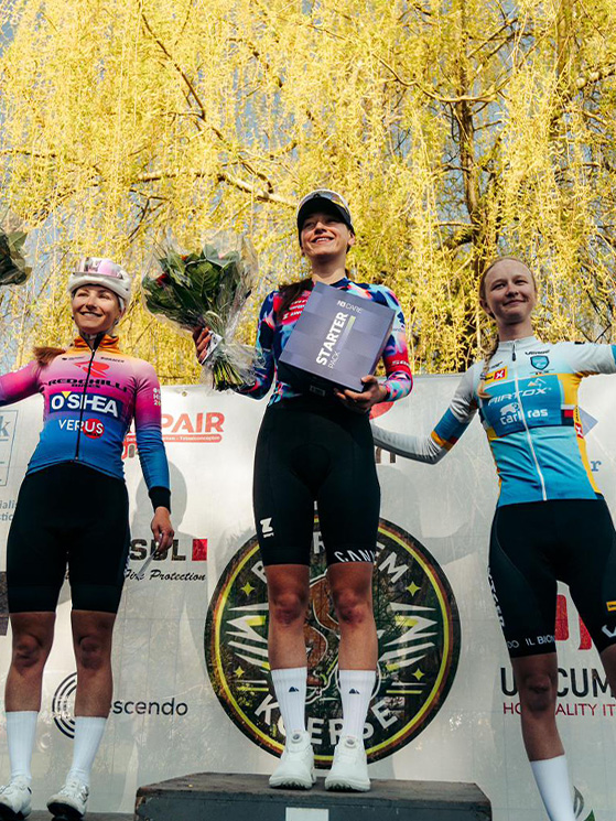 Il podio della classica di Beernem, con la Bianchi fra le olandesi Koops e Van Velzen (foto Instagram)