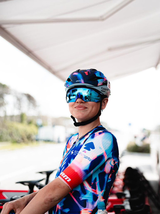 Per la Bianchi finora 12 giorni di gara con già 2 vittorie e un podio, correndo già nella squadra maggiore (foto Instagram)