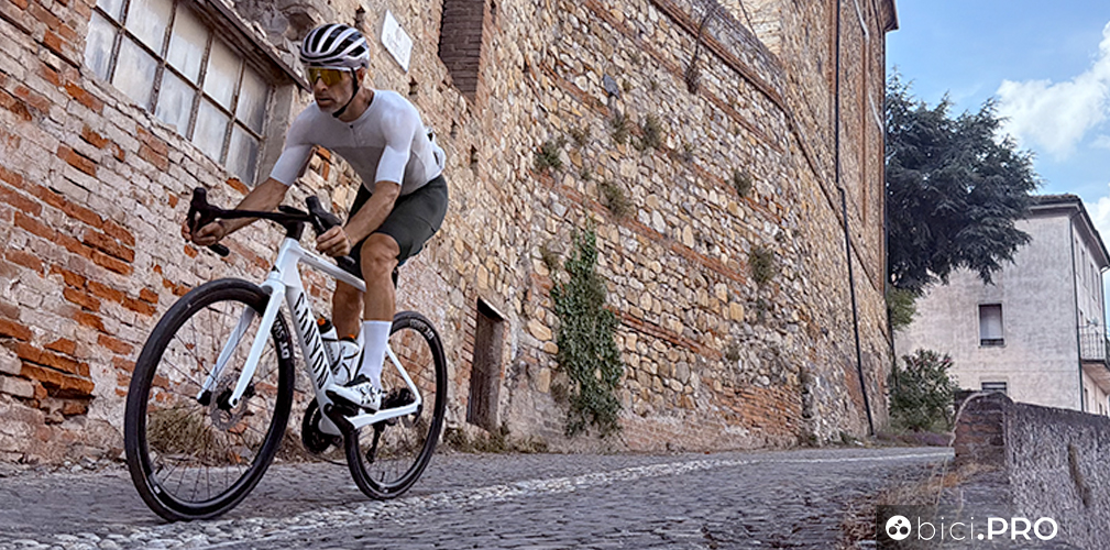 Canyon Endurace CF SLX 7, il test completo ed approfondito