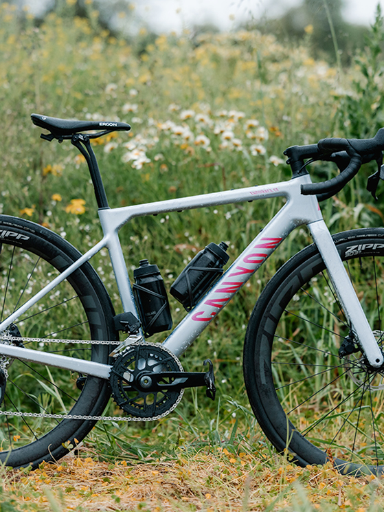 Dopo la CFR arrivano anche le Canyon Endurace CF SLX ed Endurace CF