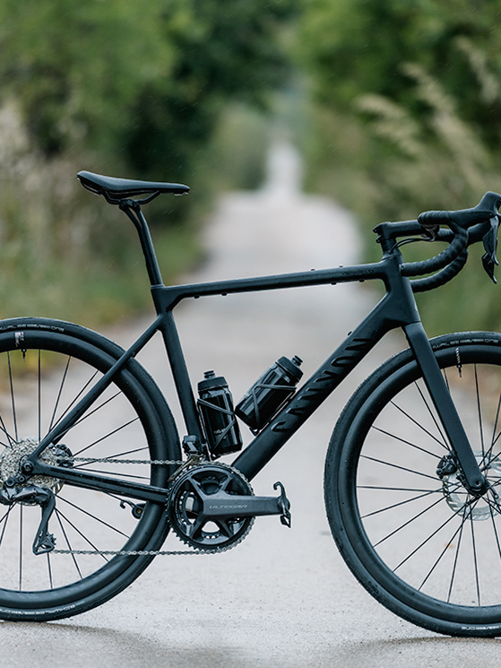 Dopo la CFR arrivano anche le Canyon Endurace CF SLX ed Endurace CF
