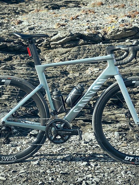 Dopo la CFR arrivano anche le Canyon Endurace CF SLX ed Endurace CF