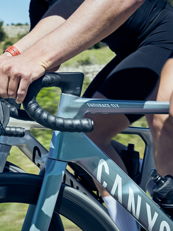 Dopo la CFR arrivano anche le Canyon Endurace CF SLX ed Endurace CF