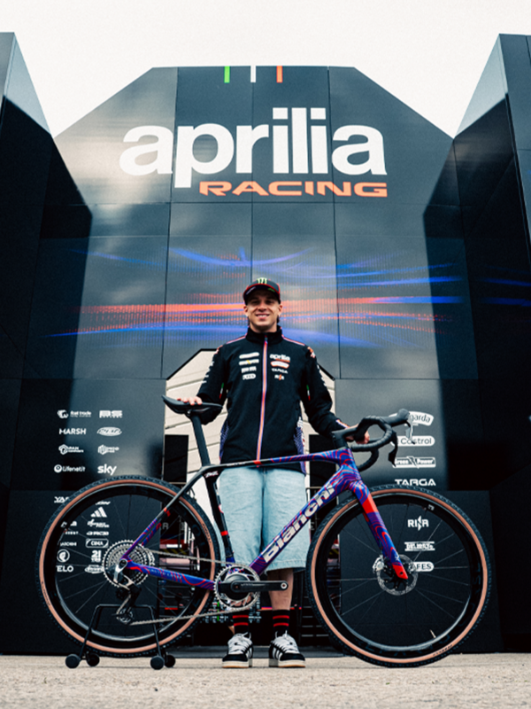 Marco Bezzecchi, Bianchi Impulso RC, Aprilia