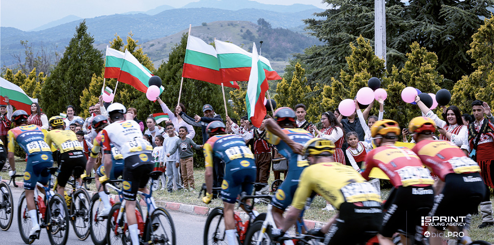 La Bulgari anche oggi ha accolto con calore la corsa rosa