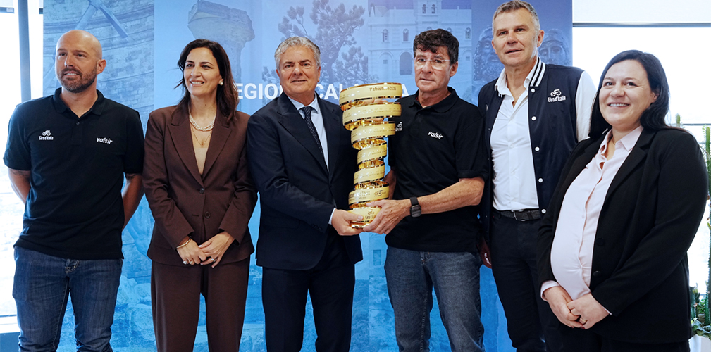 Da sinistra Sonny Colbrelli, Eulalia Micheli, Filippo Mancuso, Gianni Bugno, Paolo Bellino, e Giusy Virelli