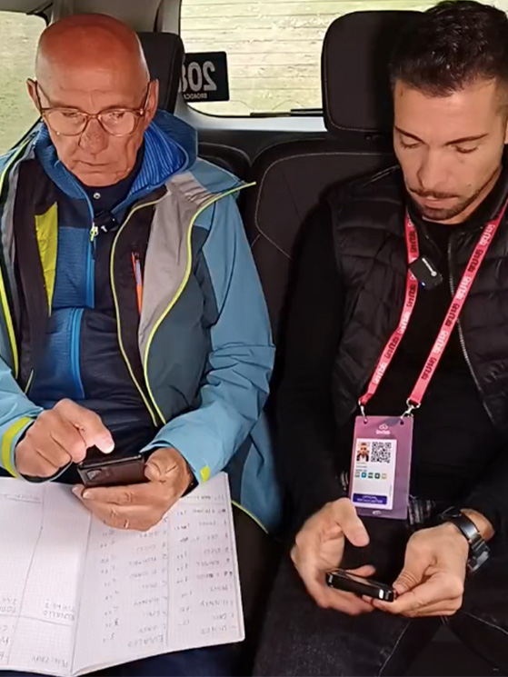 Come due veri giornalisti Visconti e Ghirotto lavorano ovunque. Le pagelle della sera sono uno dei momenti più attesi e anche divertenti da stilare