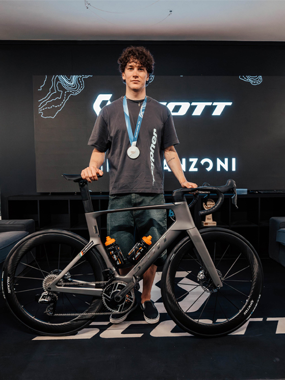 Scott Italia, Giovanni Franzoni, discesista azzurro