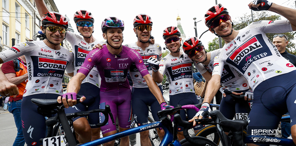 Grande lavoro di squadra per la Soudal-Quick Step, che ha permesso a Magnier di giocarsi lo sprint con Milan
