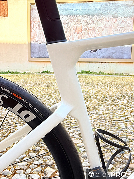 Canyon Endurace CF SLX 7, il test completo ed approfondito