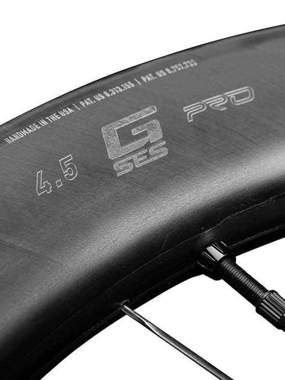 Questo il profilo delle ENVE G SES 4.5 Pro: anteriore alto 49 e posteriore 55 mm