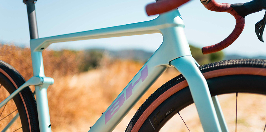 BH GravelX R e GravelX, rinnovata la famiglia di bici gravel