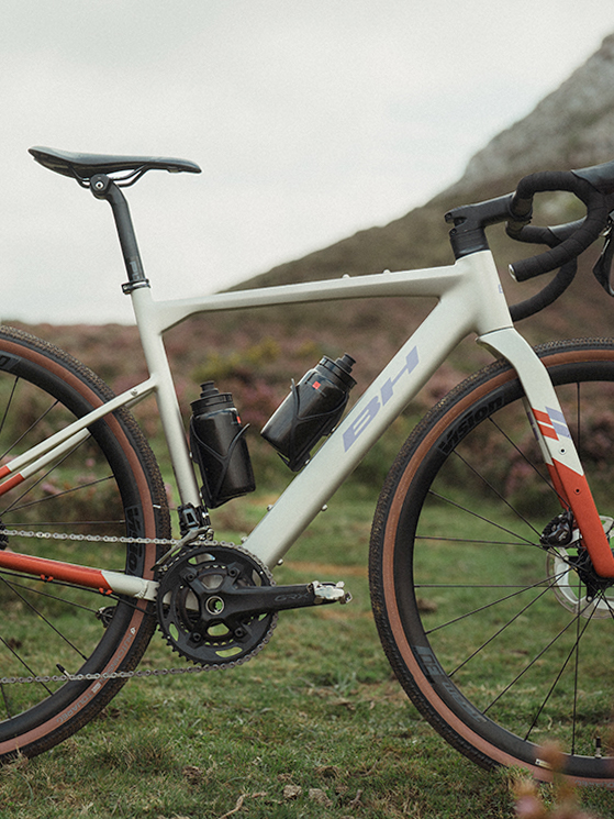 BH GravelX R e GravelX, rinnovata la famiglia di bici gravel