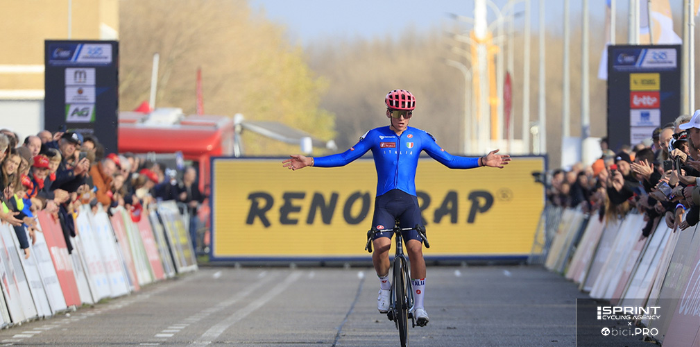 La vittoria all'Europeo 2025 al suo esordio da U23. Agostinacchio resta legato al ciclocross