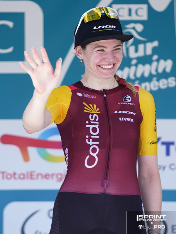 Martina Alzini sui Pirenei ha conquistato la sua quarta vittoria in maglia Cofidis, la prima in una corsa ProSeries