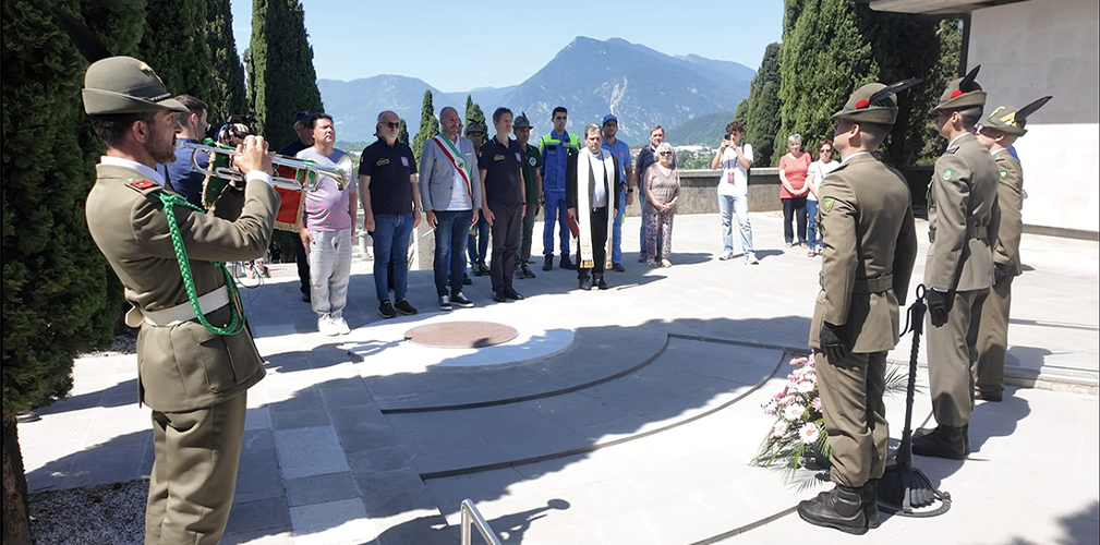 Partenza tappa Gemona Giro 2026