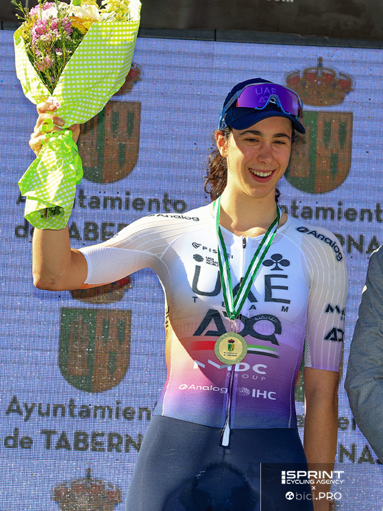 Il podio della Clasica di Almeria, che sembrava aver lanciato la Venturelli nella sua stagione su strada