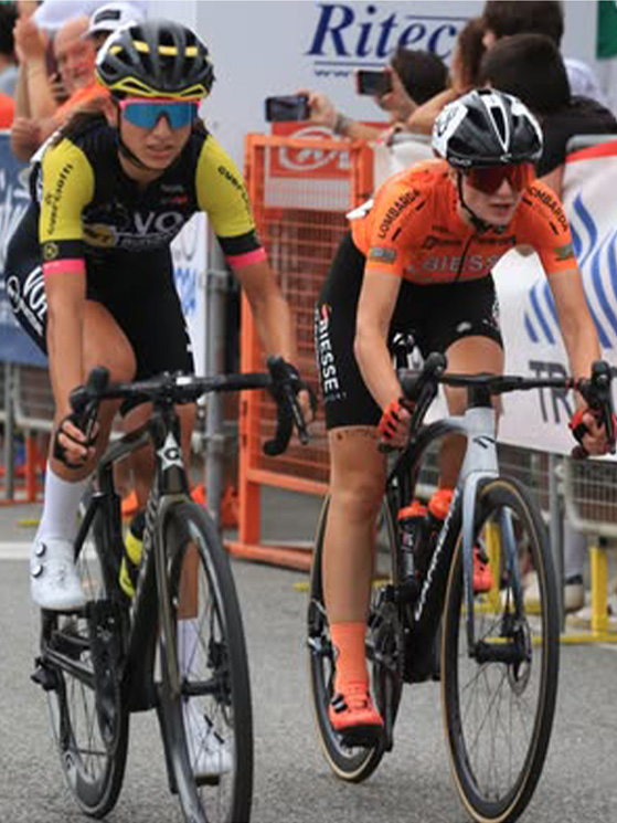 La Bella e Zambelli (qui al traguardo del tricolore juniores 2024) si conoscono bene fin dalle categorie giovanili (foto Ossola)