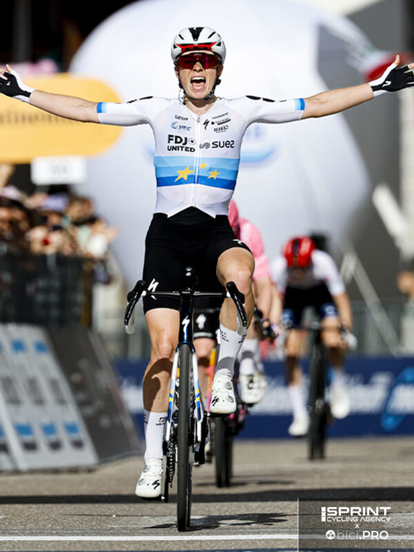 Vollering ha centrato la sua prima vittoria di tappa al Giro Women alla terza partecipazione