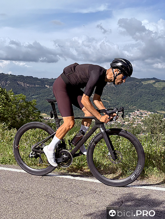 Cannondale SuperSix Evo Lab71, abbiamo messo alla frusta la versione SL