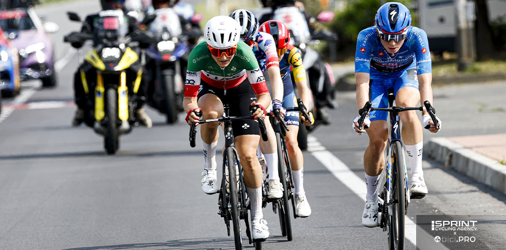 Nel finale Vollering raggiunge Longo Borghini, Niedermaier e Fisher-Black. Dietro Van der Breggen con De Vries affonda
